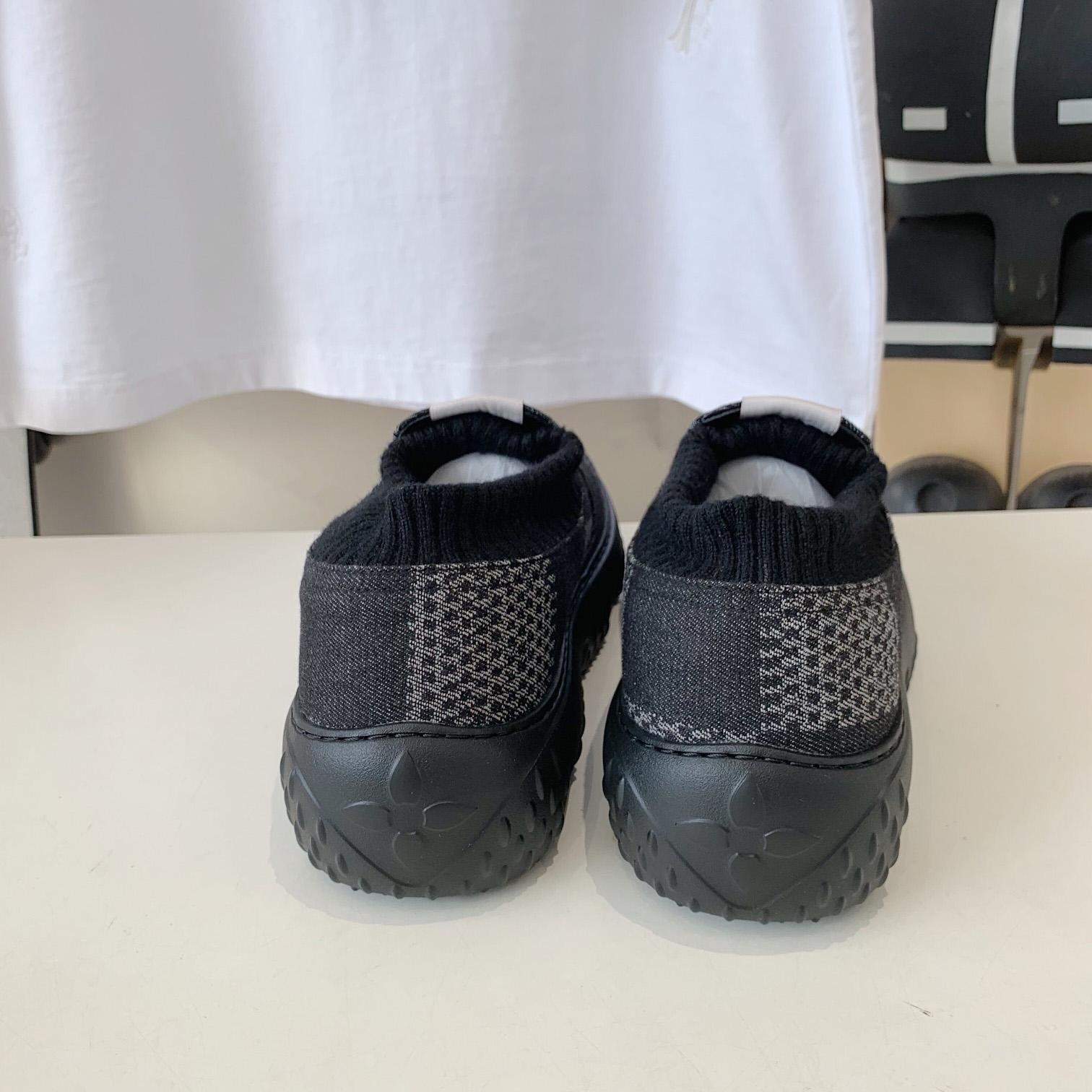 Louis Vuitton LV Space Lander Slip On   - EUR FASHION