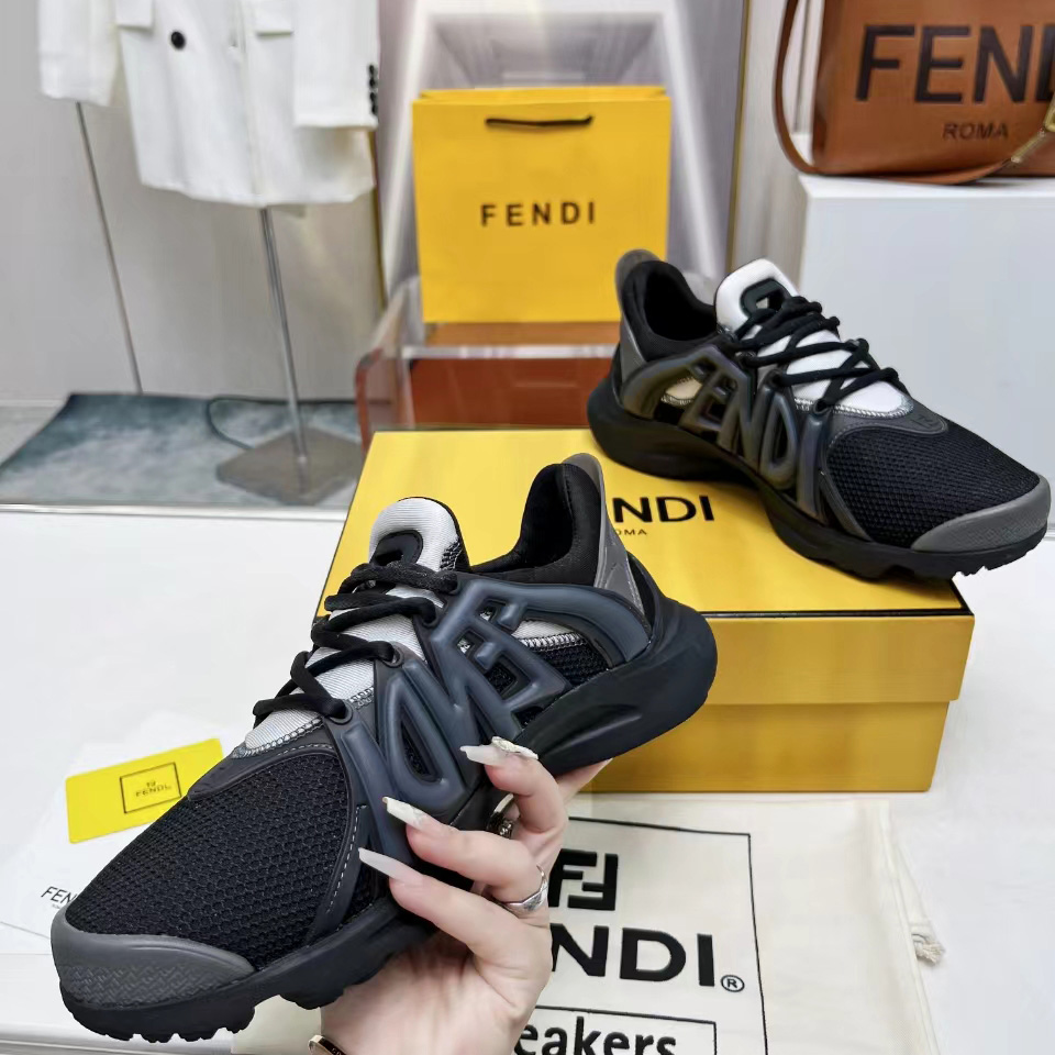 Fendi Tag Sneakers - EUR FASHION