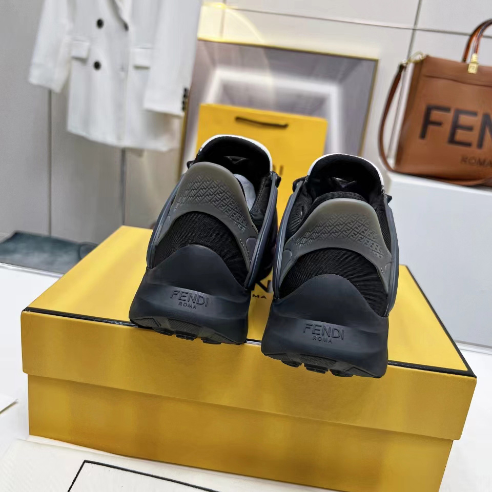 Fendi Tag Sneakers - EUR FASHION