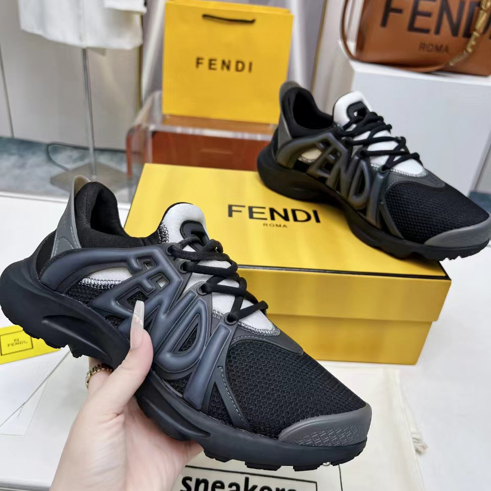 Fendi Tag Sneakers - EUR FASHION