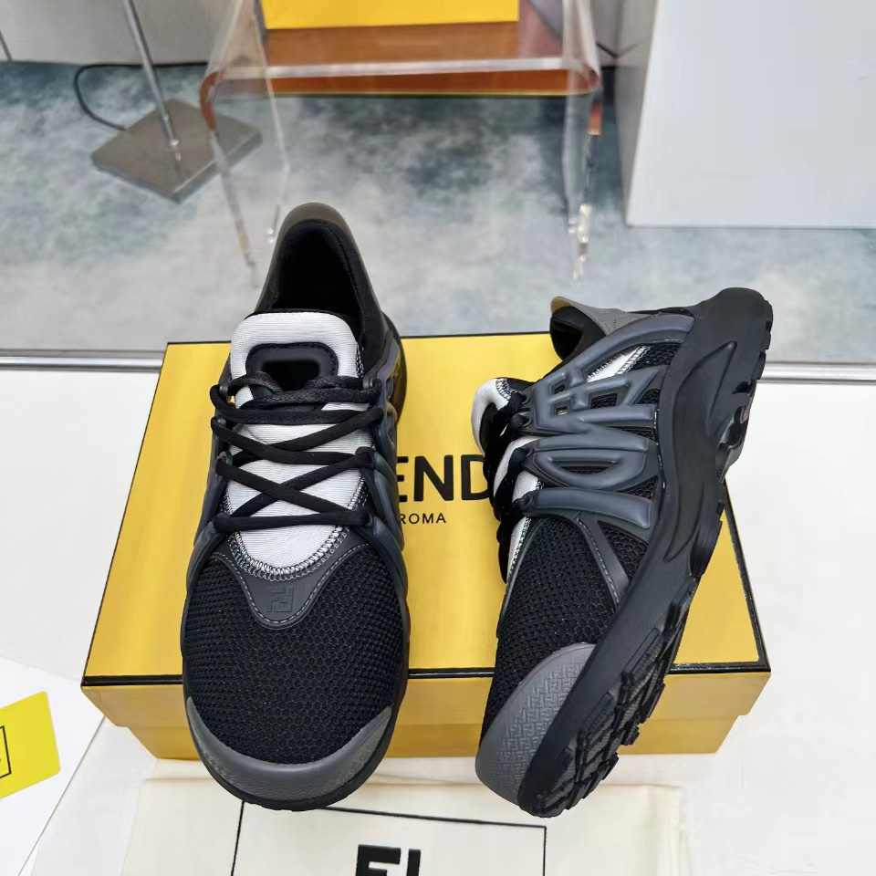 Fendi Tag Sneakers - EUR FASHION