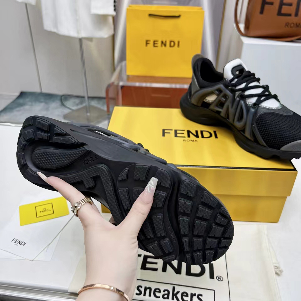 Fendi Tag Sneakers - EUR FASHION