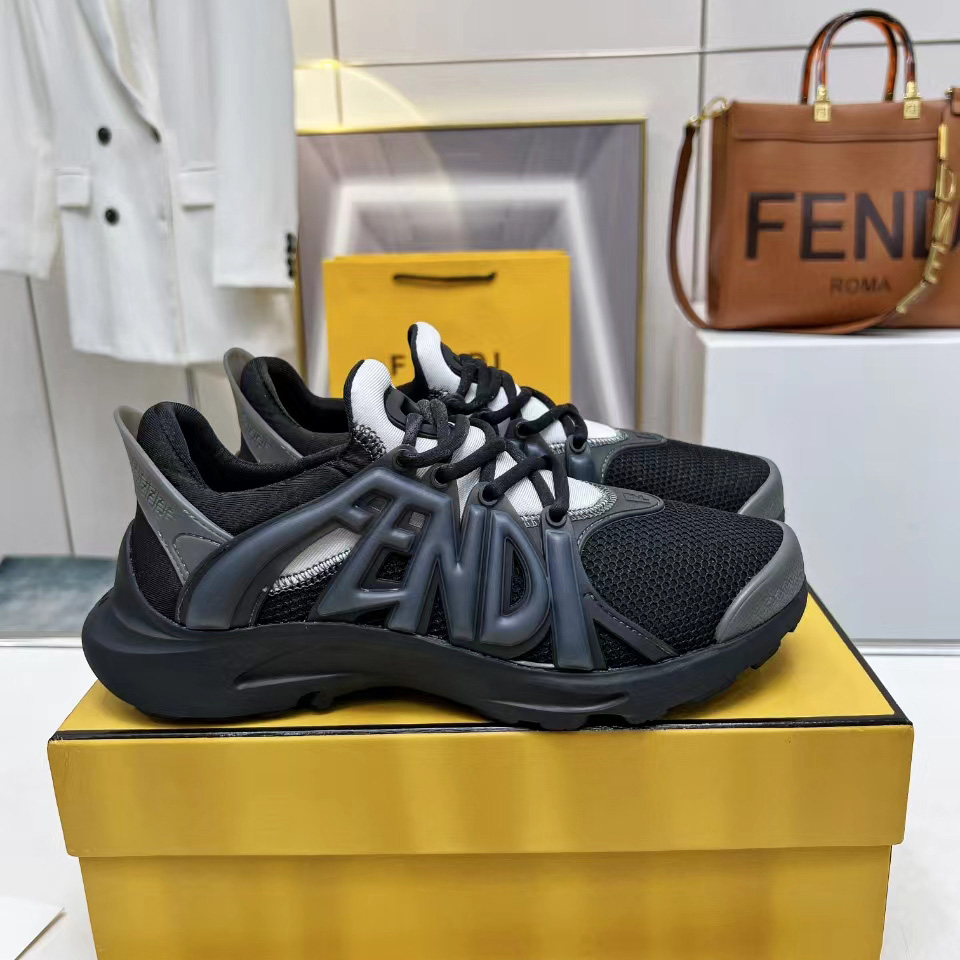 Fendi Tag Sneakers - EUR FASHION