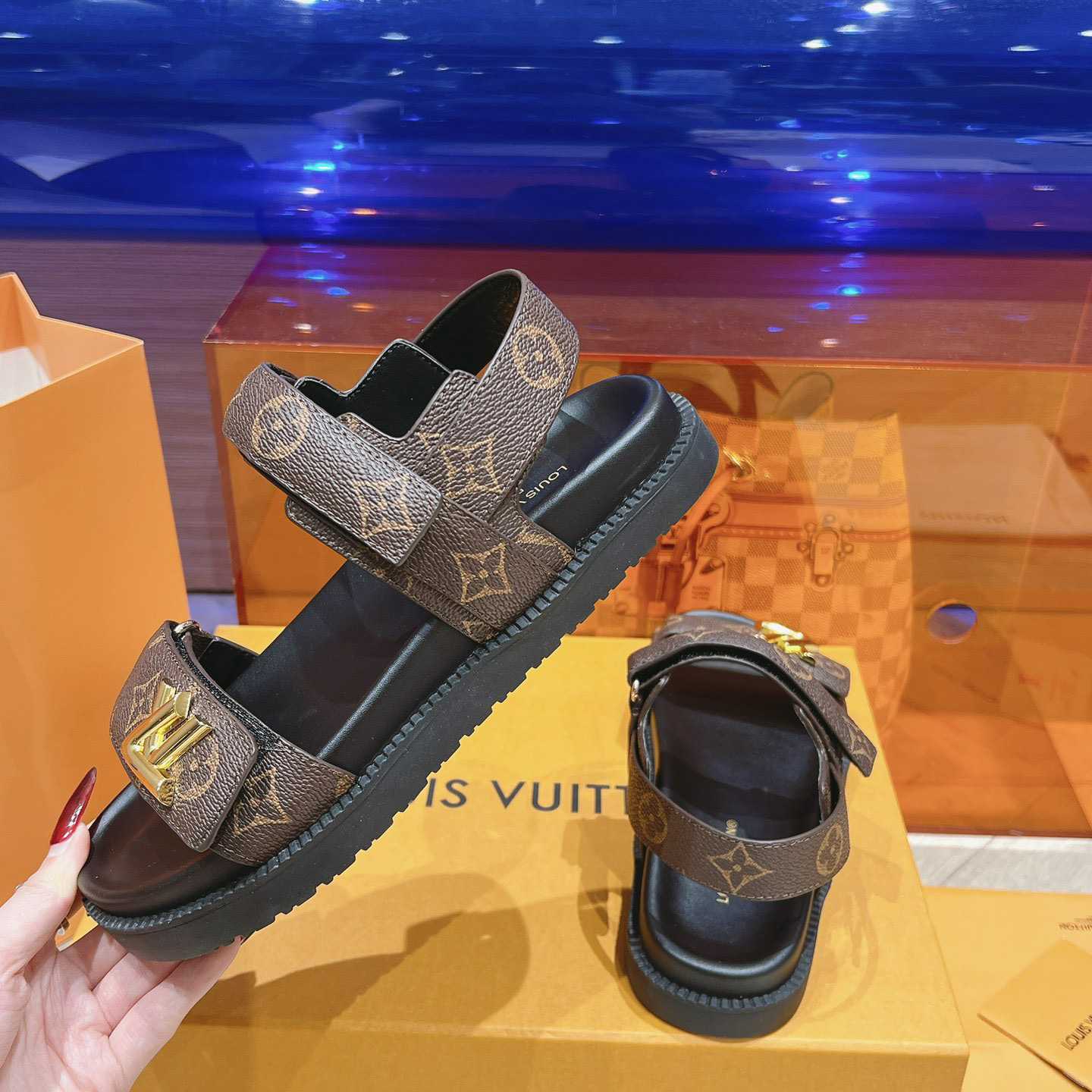 Louis Vuitton LV Sunset Flat Comfort Sandal   1ACL9C - EUR FASHION