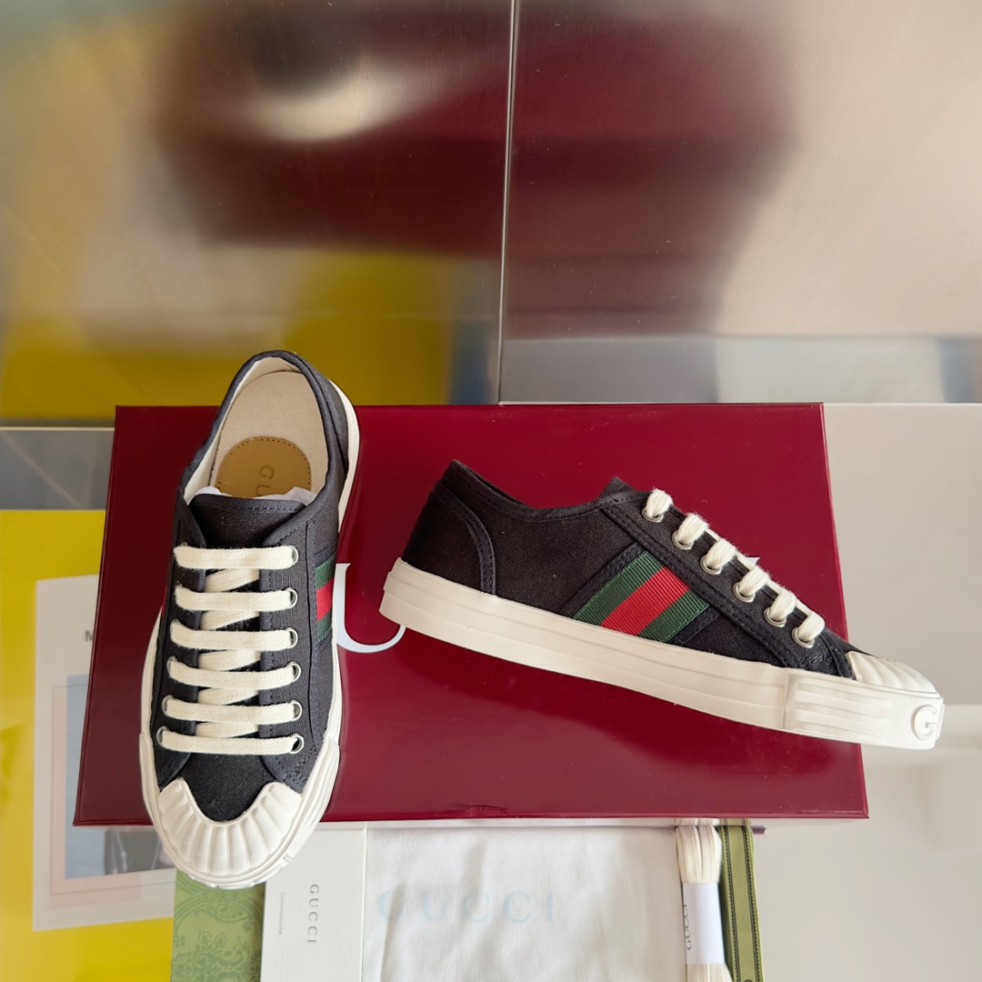 Gucci Sneaker With Web - EUR FASHION