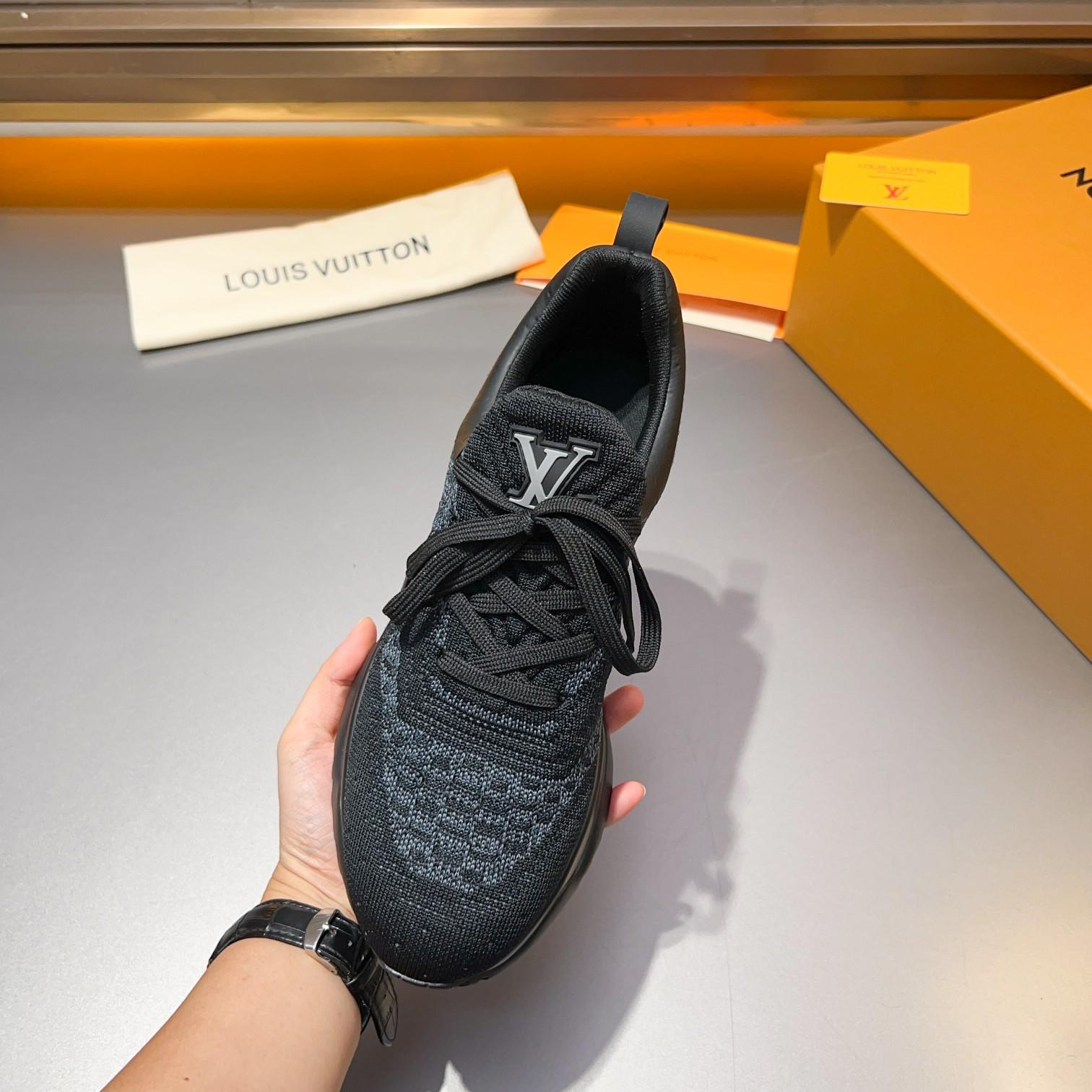 Louis Vuitton VNR Sneaker   - EUR FASHION