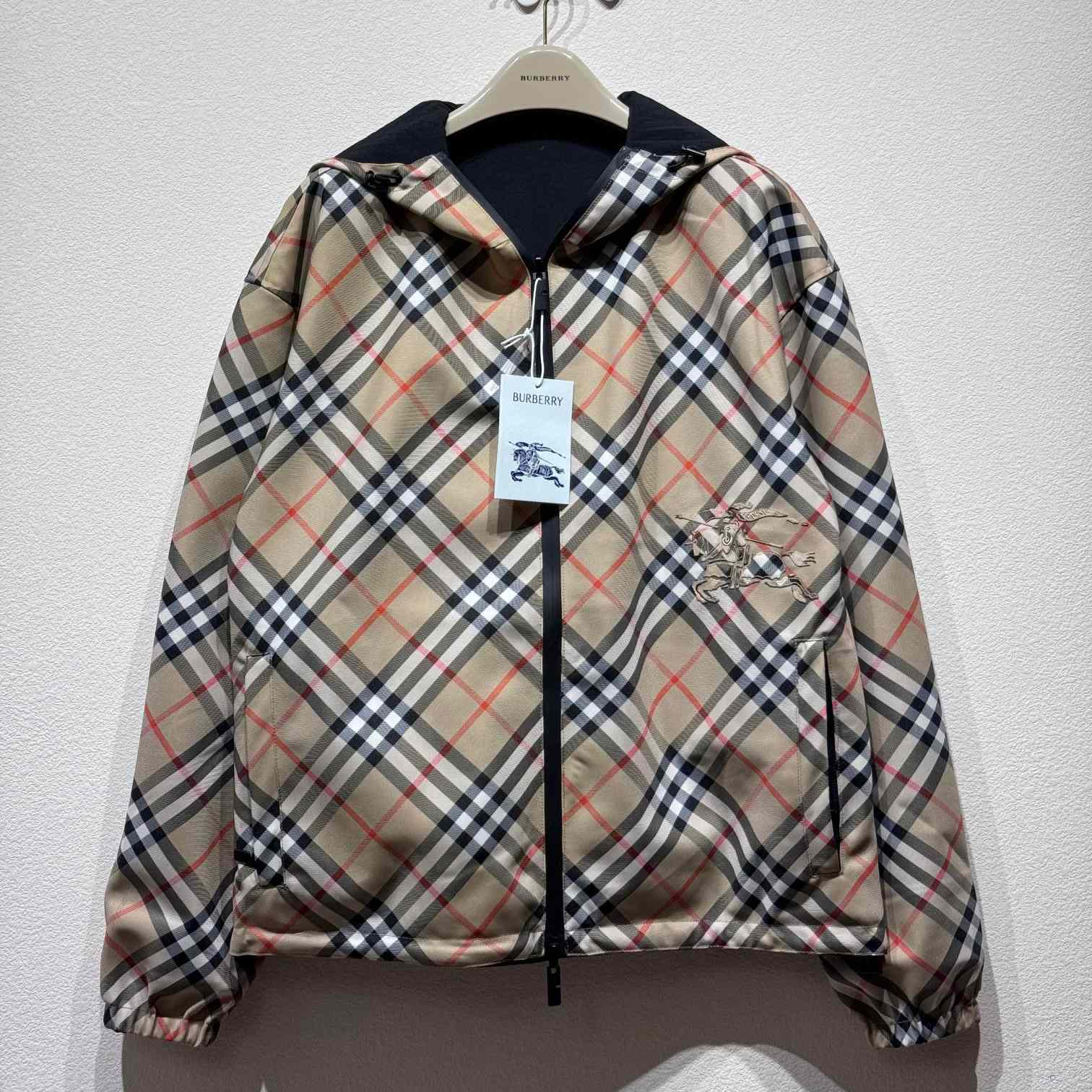 Burberry Cropped Reversible Check Jacket - EUR FASHION