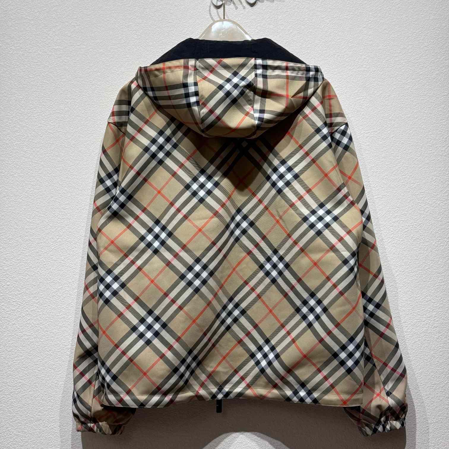 Burberry Cropped Reversible Check Jacket - EUR FASHION