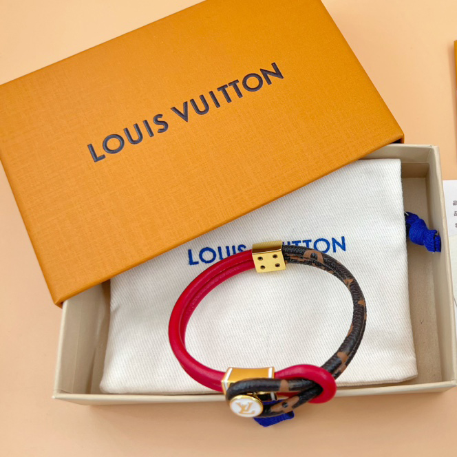 Louis Vuitton x NBA Loop It Bracelet - EUR FASHION