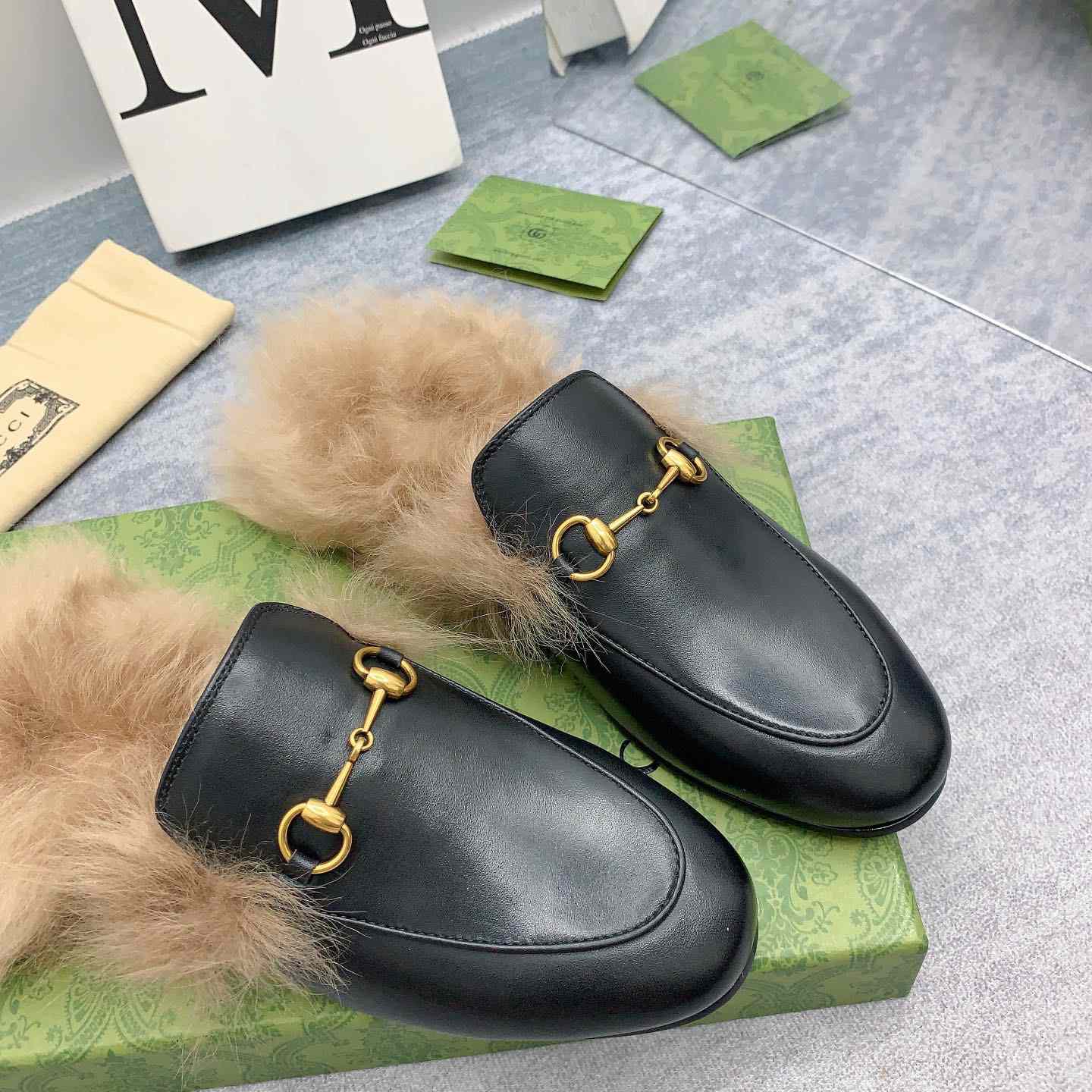 Gucci Fur Loafers - EUR FASHION