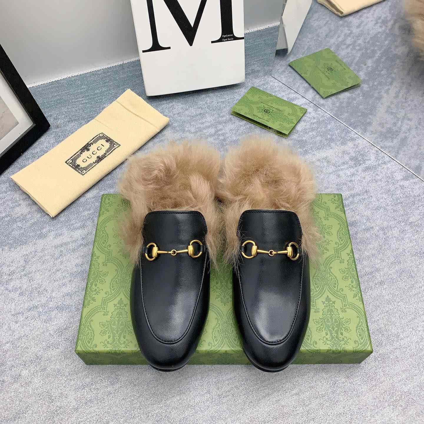 Gucci Fur Loafers - EUR FASHION