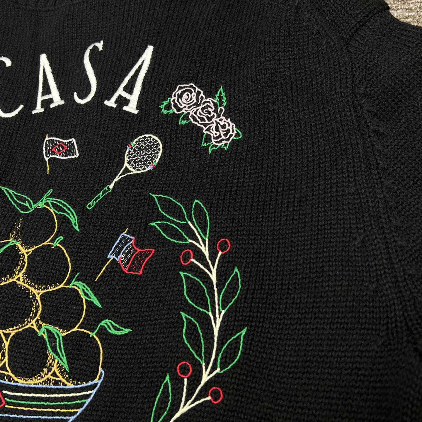 Casablanca Logo-embroidered V-neck Cardigan   D0026 - EUR FASHION