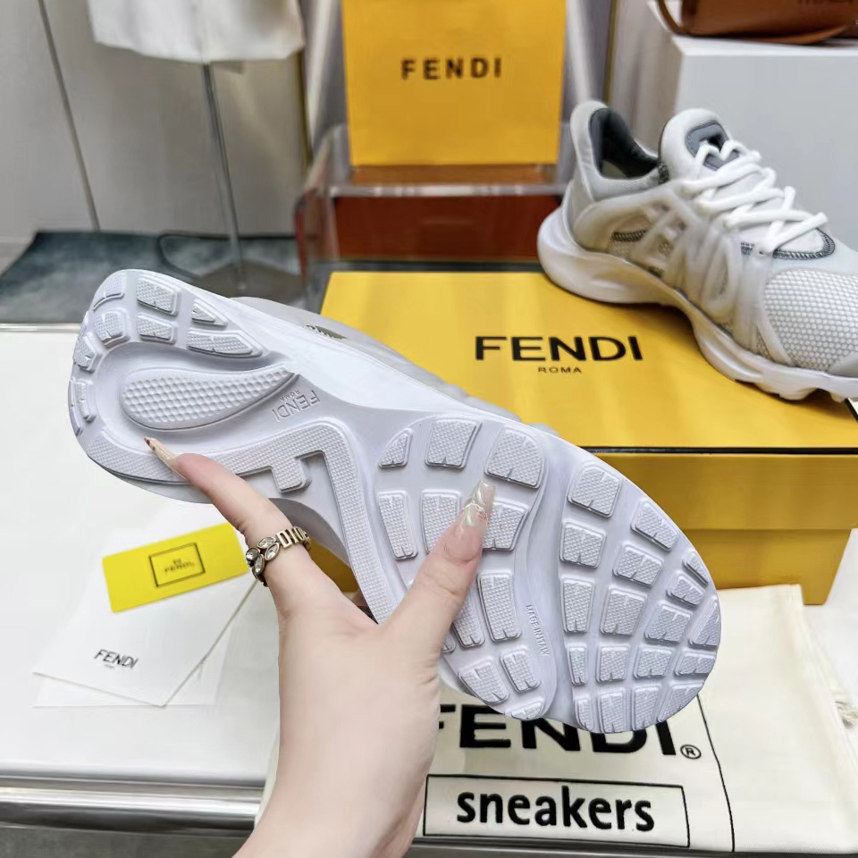 Fendi Tag Sneakers - EUR FASHION