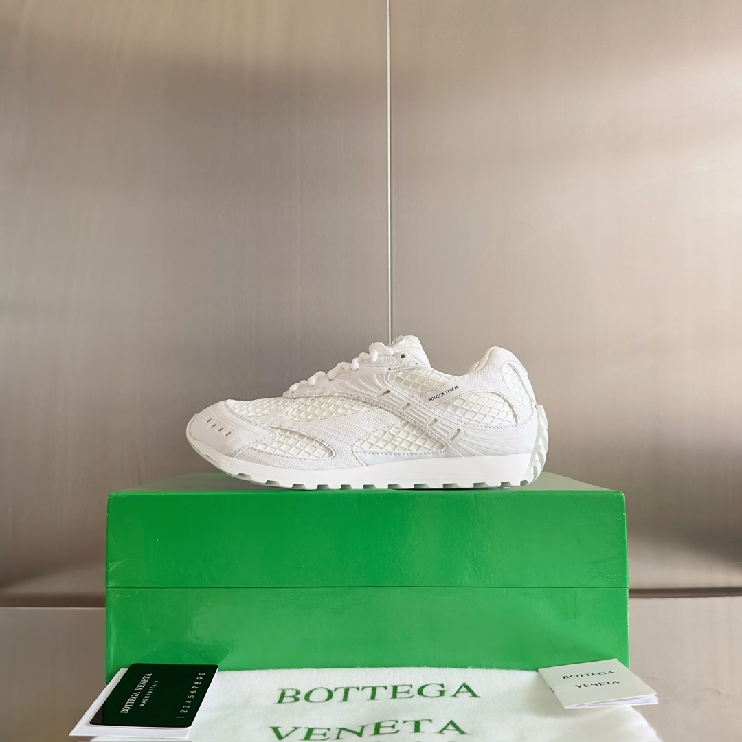 Bottega Veneta Orbit Sneaker - EUR FASHION