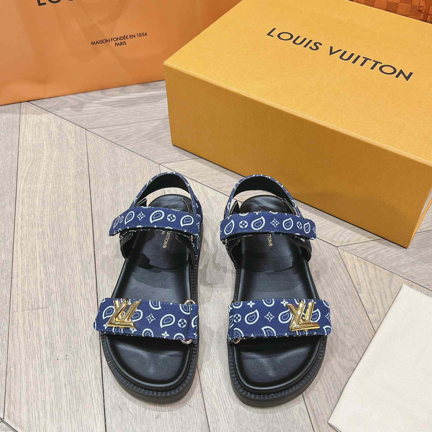 Louis Vuitton LV Sunset Flat Comfort Sandal   1ACTWB - EUR FASHION