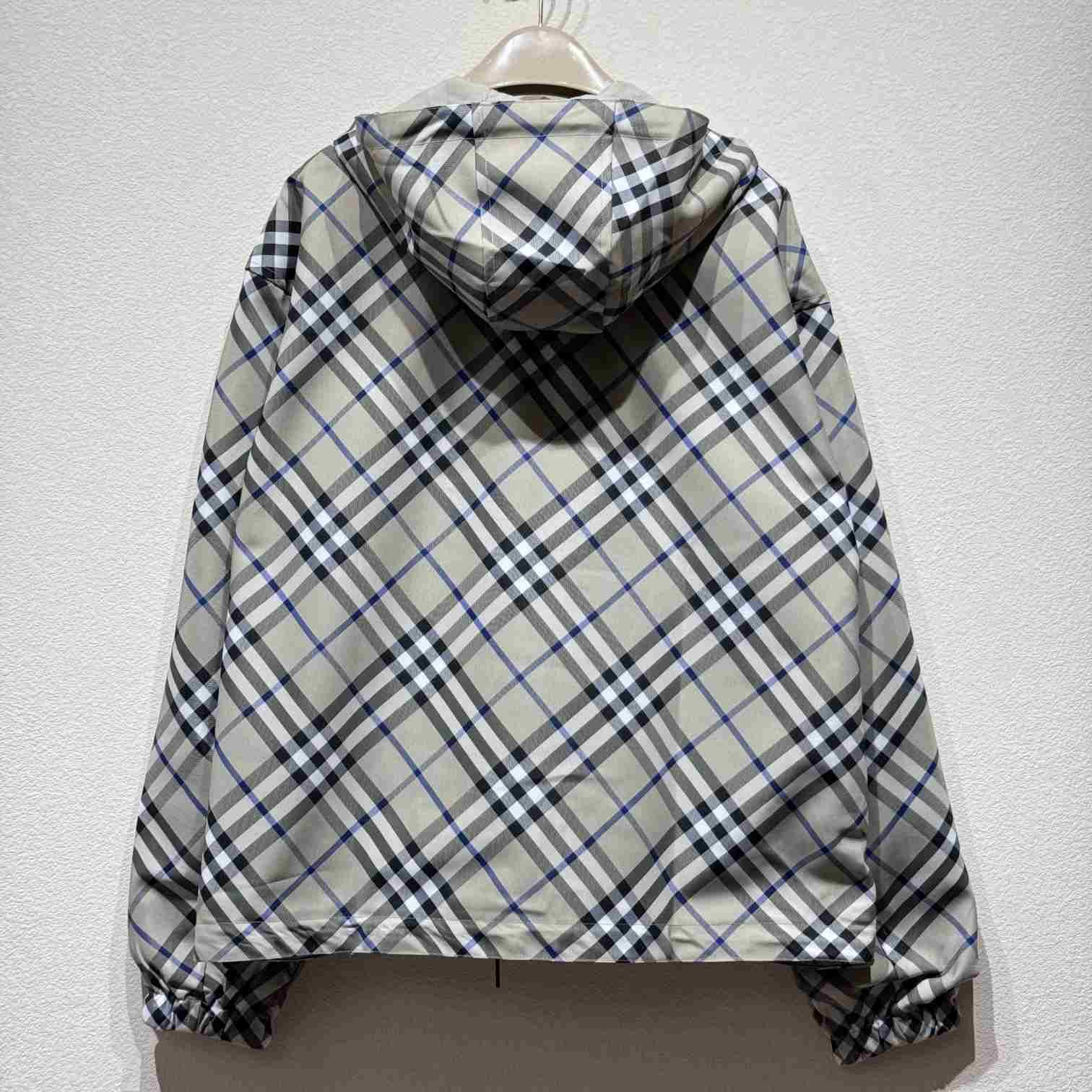 Burberry Cropped Reversible Check Jacket - EUR FASHION