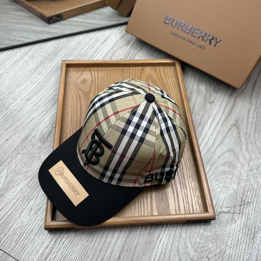 Burberry Baseball Cap - EUR FASHION