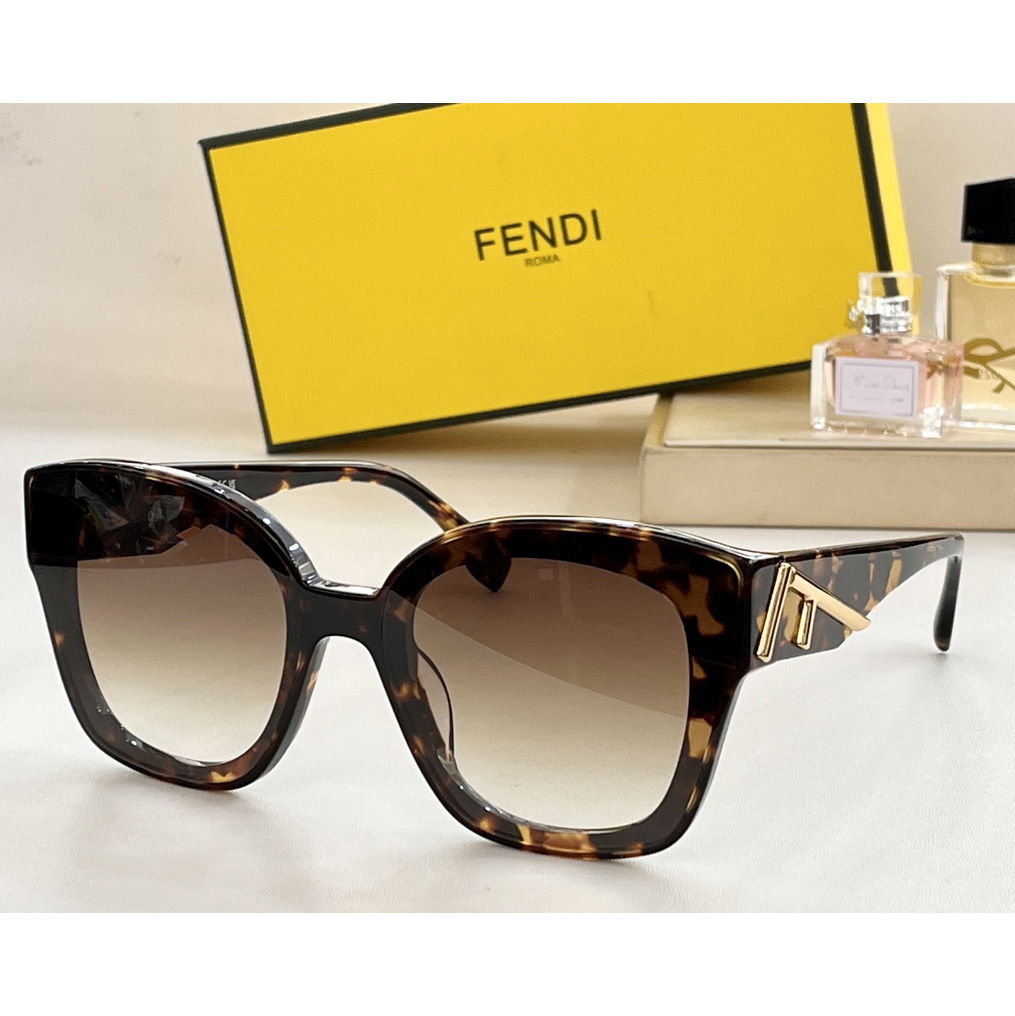 Fendi FE40098I Sunglasses - EUR FASHION