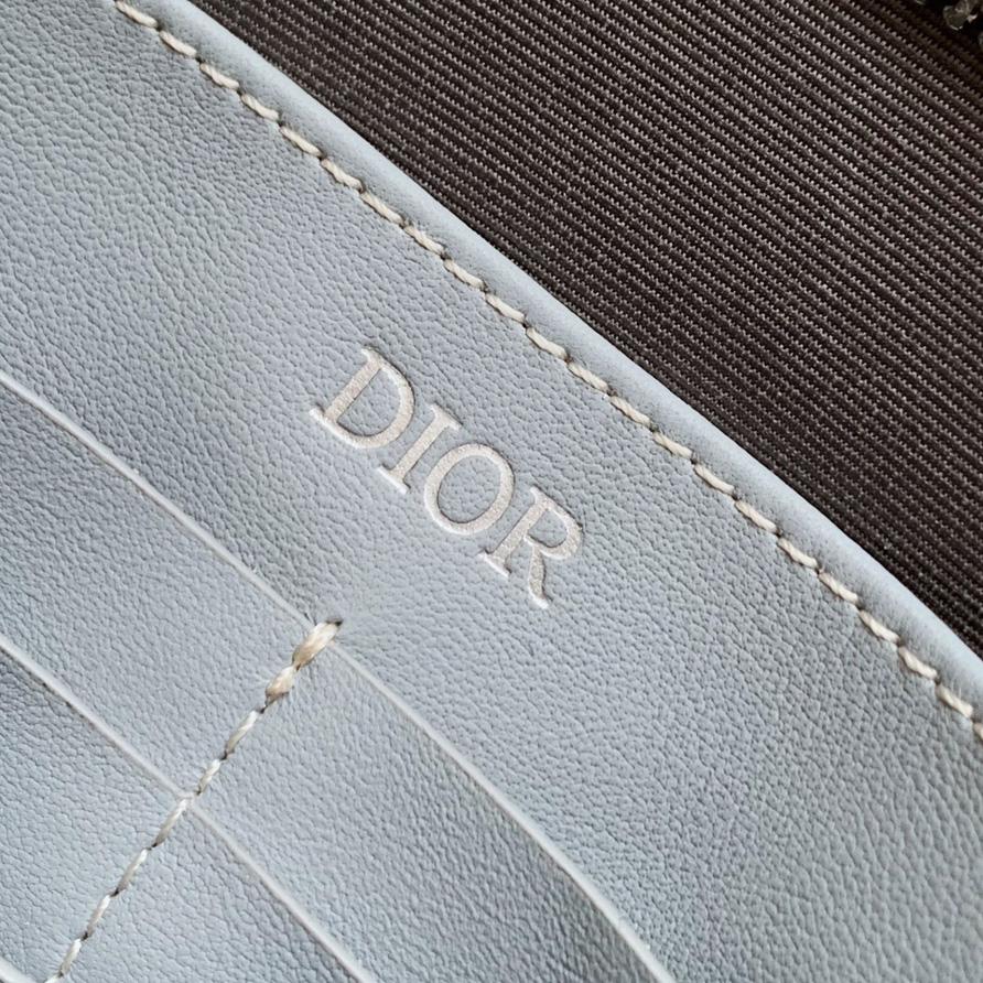 Dior A5 Triangle Pouch - EUR FASHION