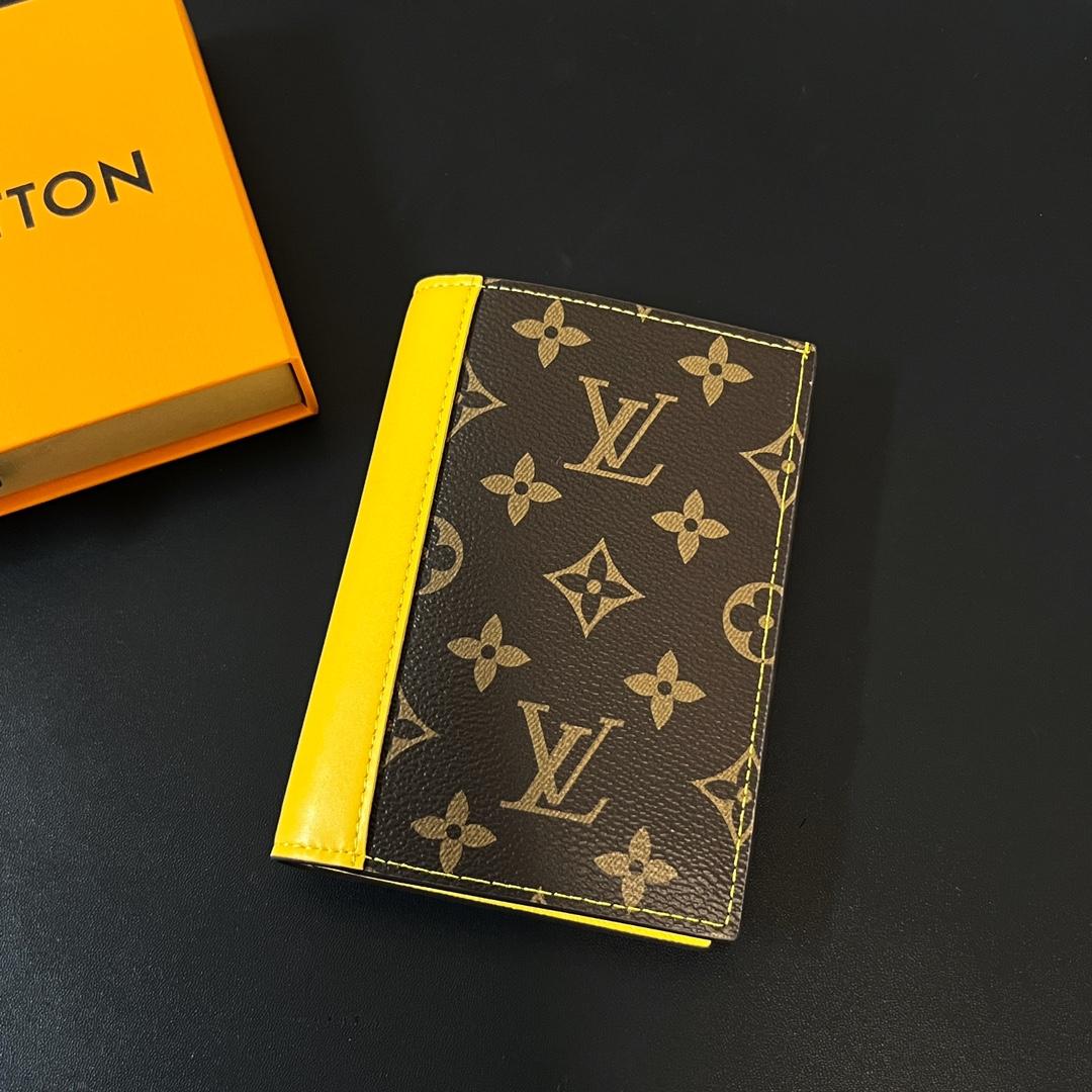 Louis Vuitton Passport Cover   M82864 - EUR FASHION