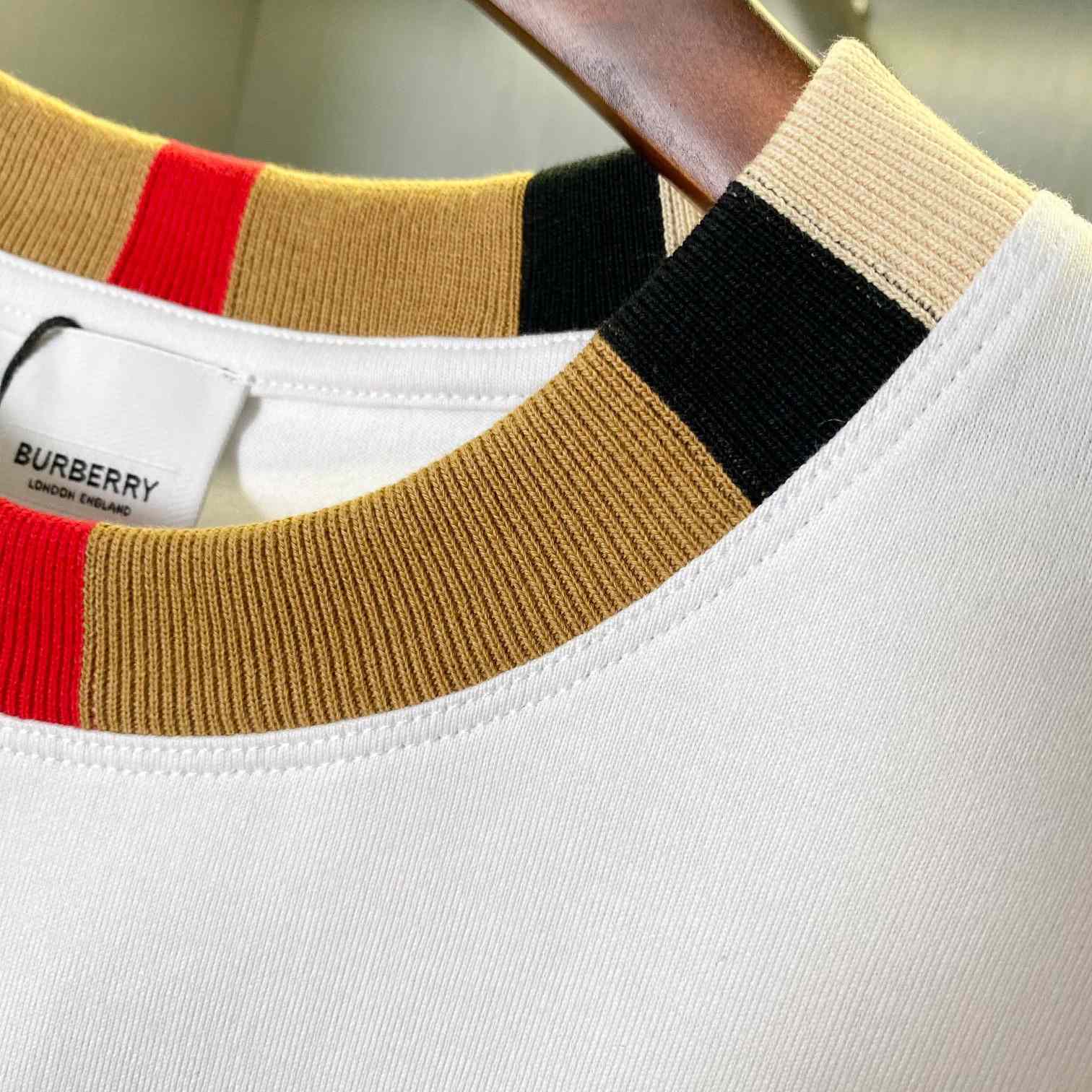 Burberry Icon Stripe Trim Cotton T-shirt - EUR FASHION