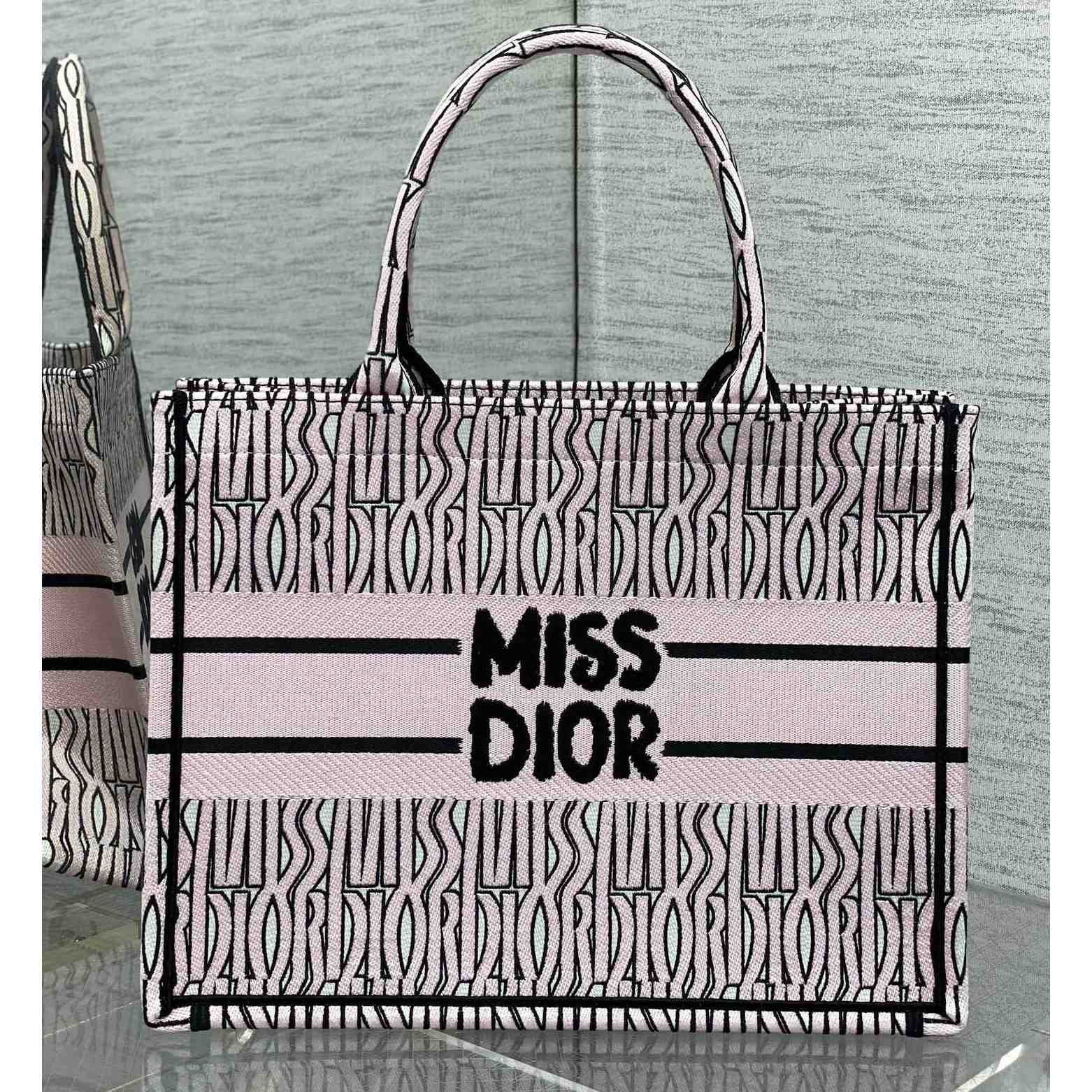 Dior Medium Dior Book Tote - EUR FASHION