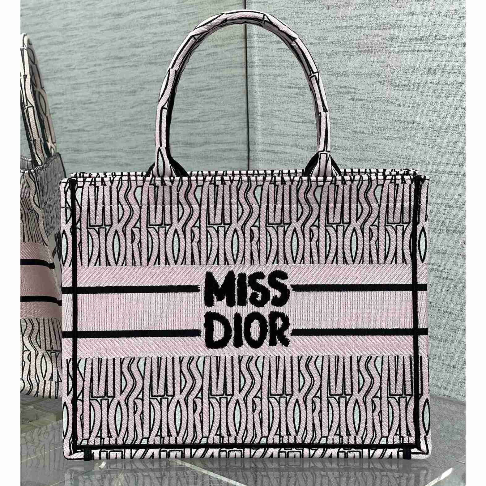 Dior Medium Dior Book Tote - EUR FASHION