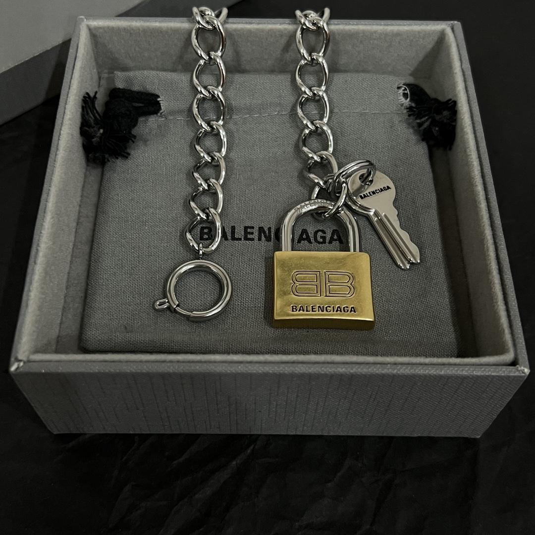 Balenciaga Locker Necklace  - EUR FASHION