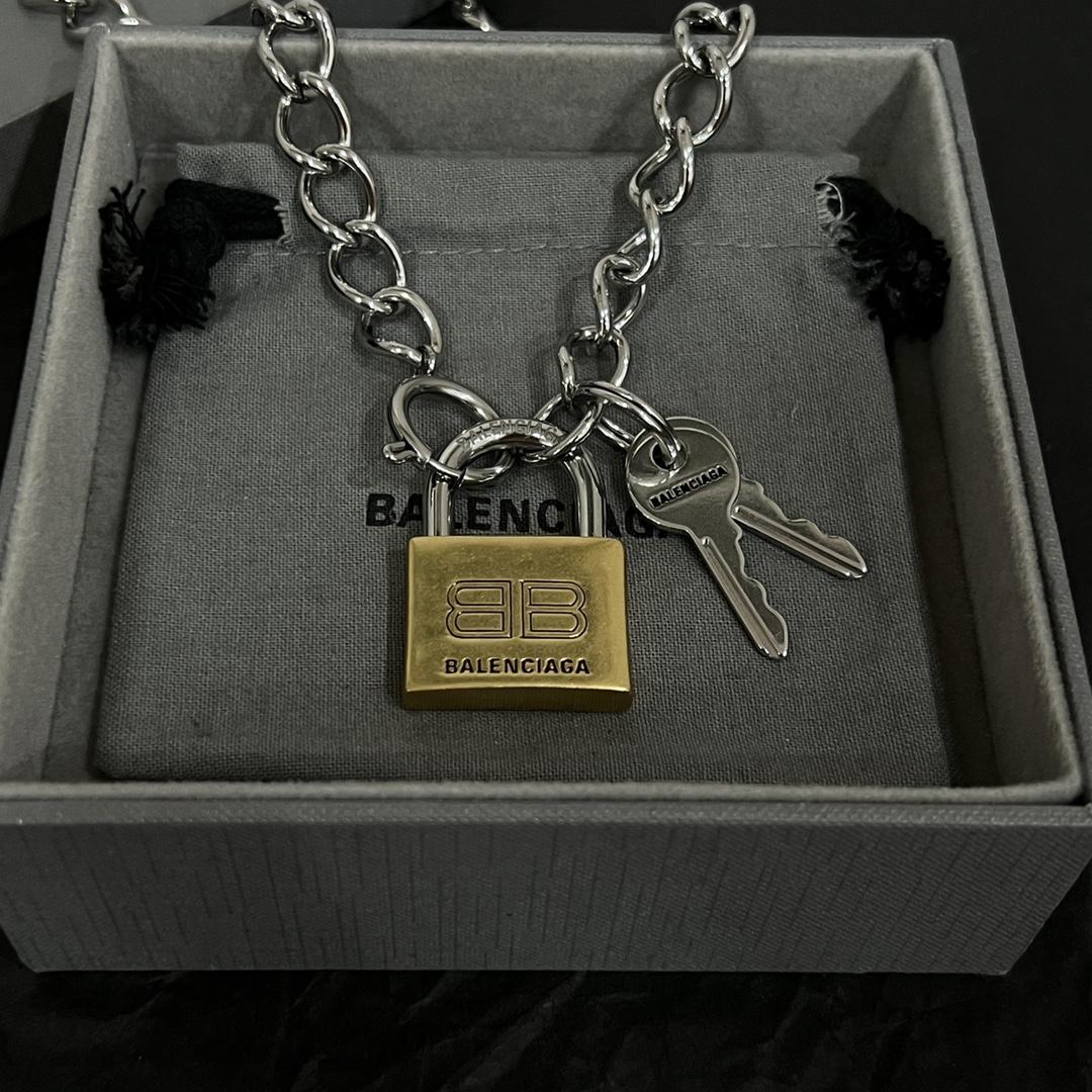 Balenciaga Locker Necklace  - EUR FASHION