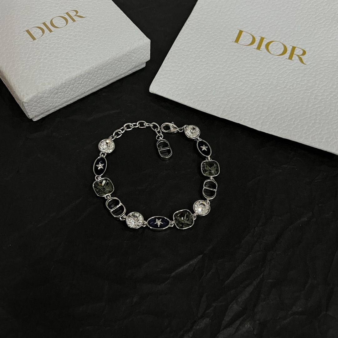 Dior Star Bracelet - EUR FASHION