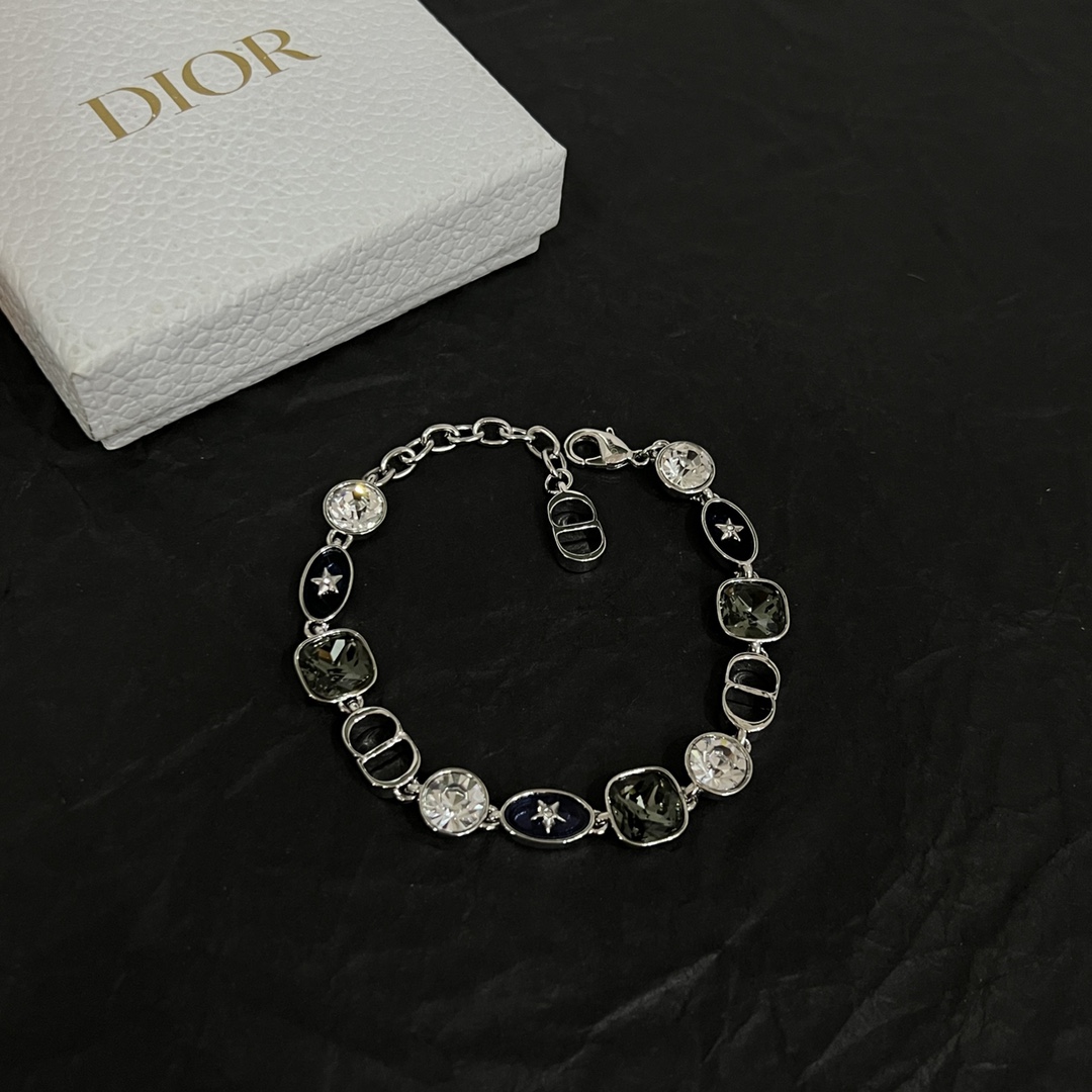 Dior Star Bracelet - EUR FASHION