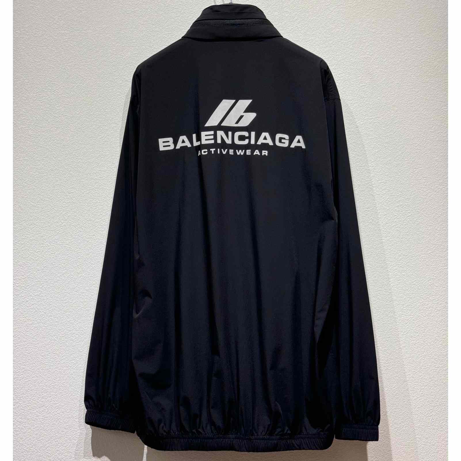 Balenciaga Activewear Windbreaker In Black - EUR FASHION