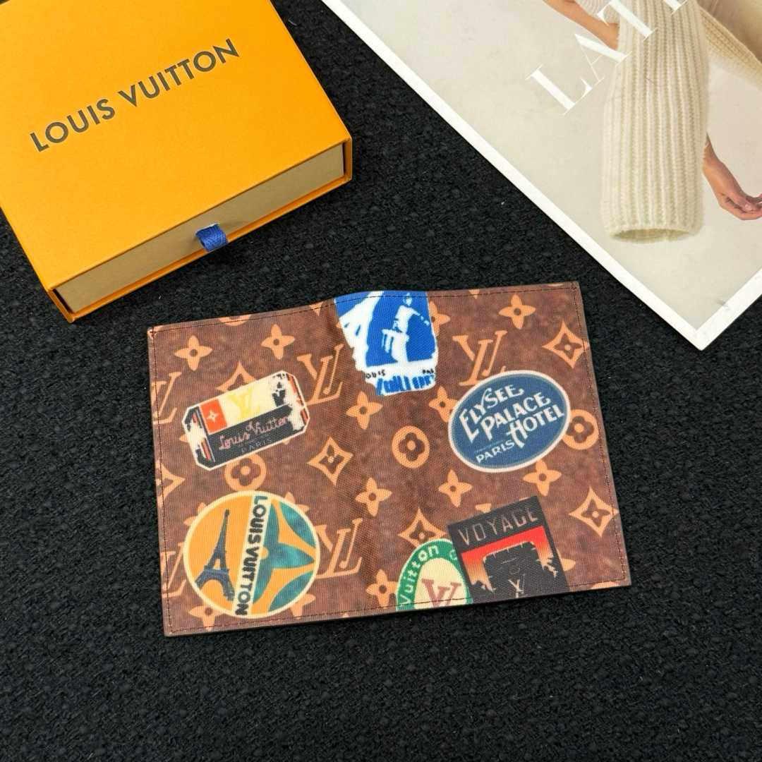 Louis Vuitton Passport Cover   M83519 - EUR FASHION