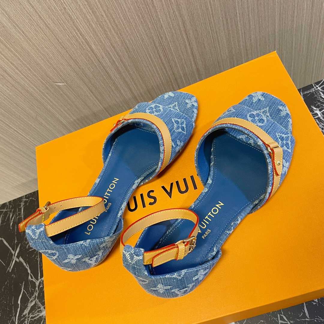 Louis Vuitton Helios Flat Sandal    - EUR FASHION