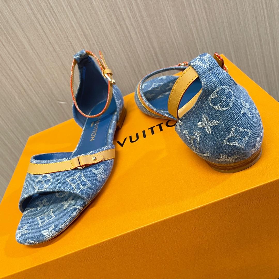 Louis Vuitton Helios Flat Sandal    - EUR FASHION