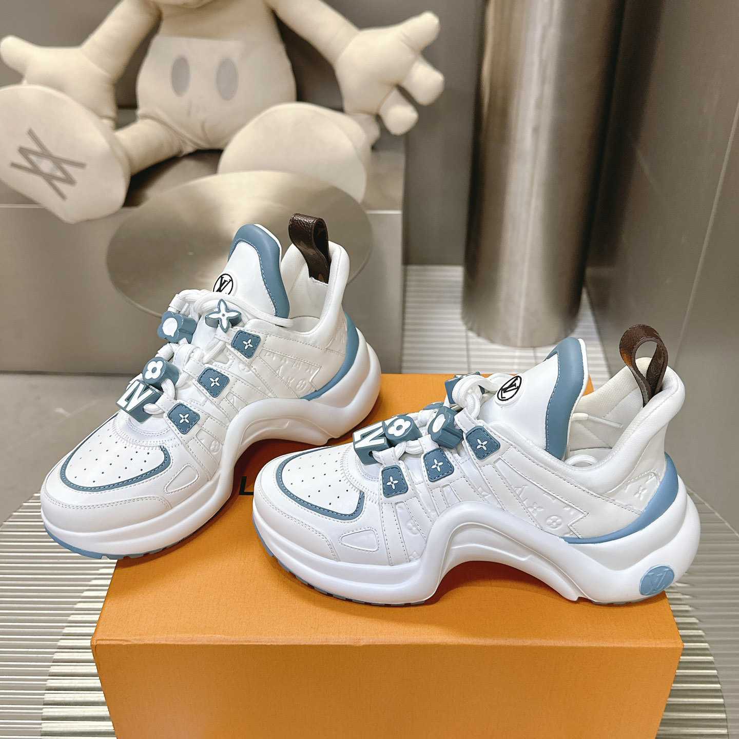 Louis Vuitton LV Archlight Sneaker   1AD28Q - EUR FASHION