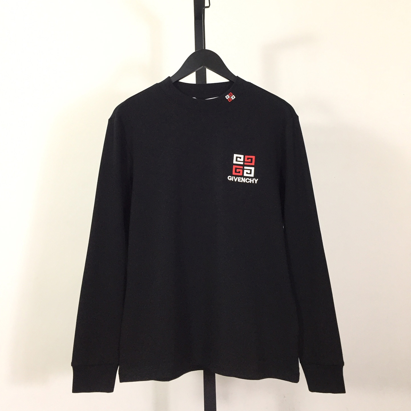 Givenchy Long Sleeves - EUR FASHION