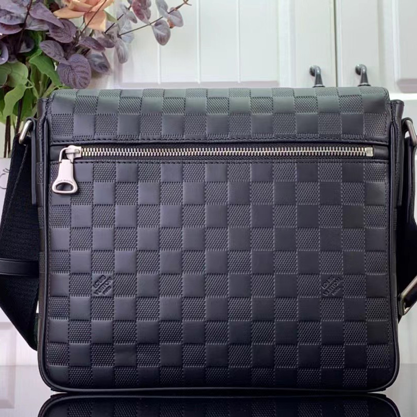 Louis Vuitton  District Damier Infini PM Cosmos (29 x 23 x 6 cm) - EUR FASHION