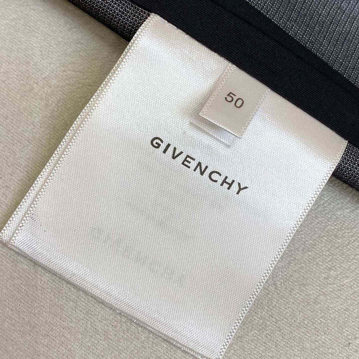 Givenchy Windbreaker Jacke - EUR FASHION