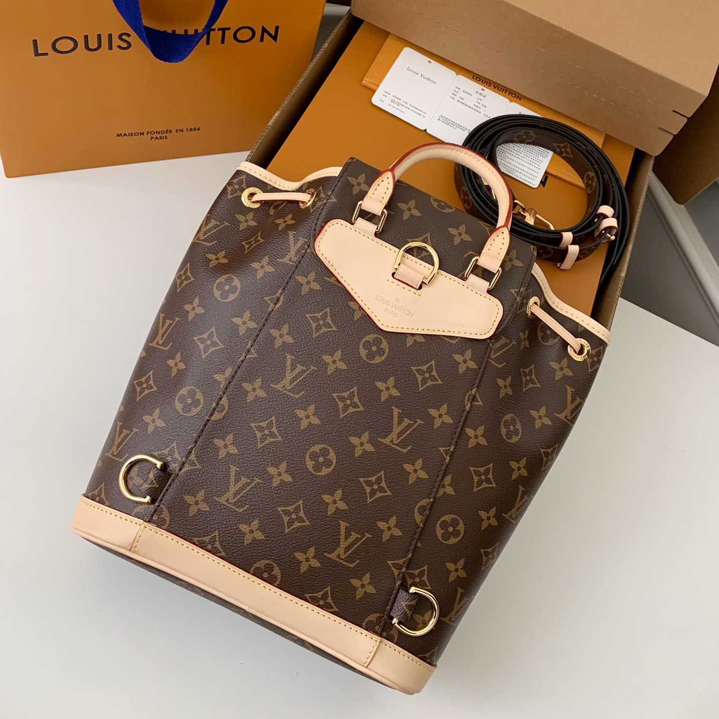 Louis Vuitton Montsouris PM   M11198 - EUR FASHION