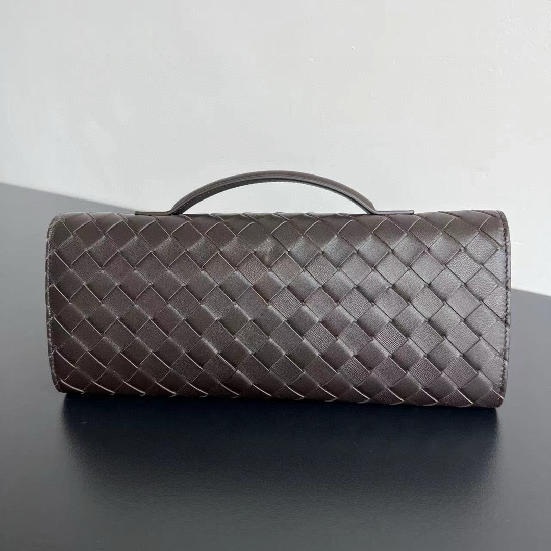 Bottega Veneta Long Clutch Andiamo With Handle - EUR FASHION