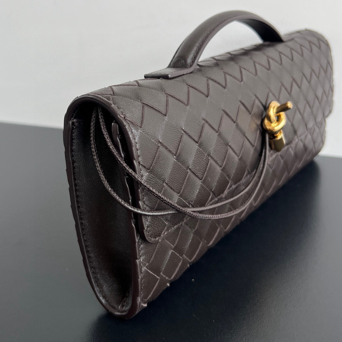 Bottega Veneta Long Clutch Andiamo With Handle - EUR FASHION