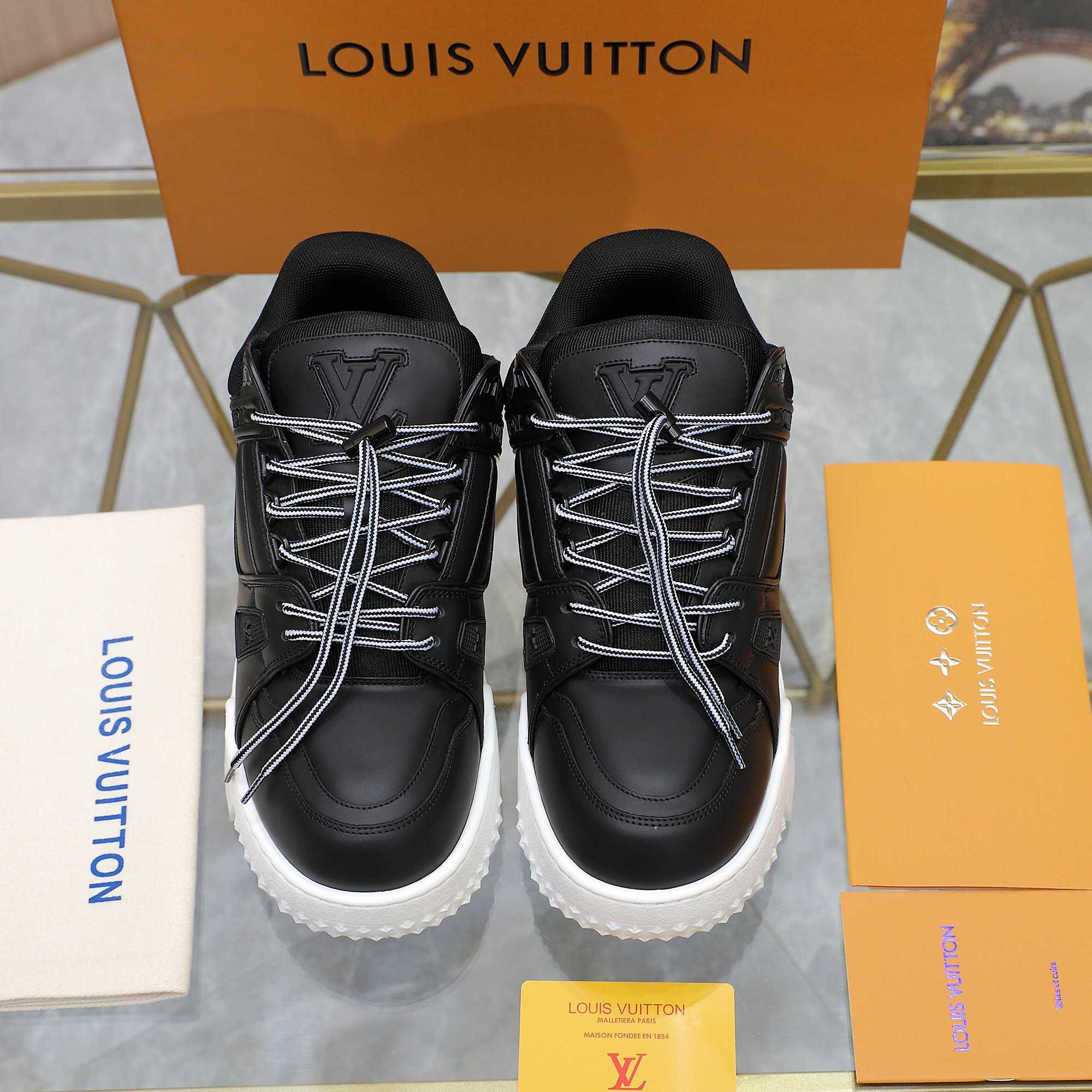 Louis Vuitton LV Trainer Maxi Sneaker   1AD7CZ - EUR FASHION