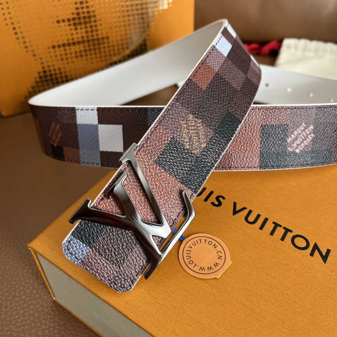 Louis Vuitton LV Initiales 40mm Reversible Belt - EUR FASHION