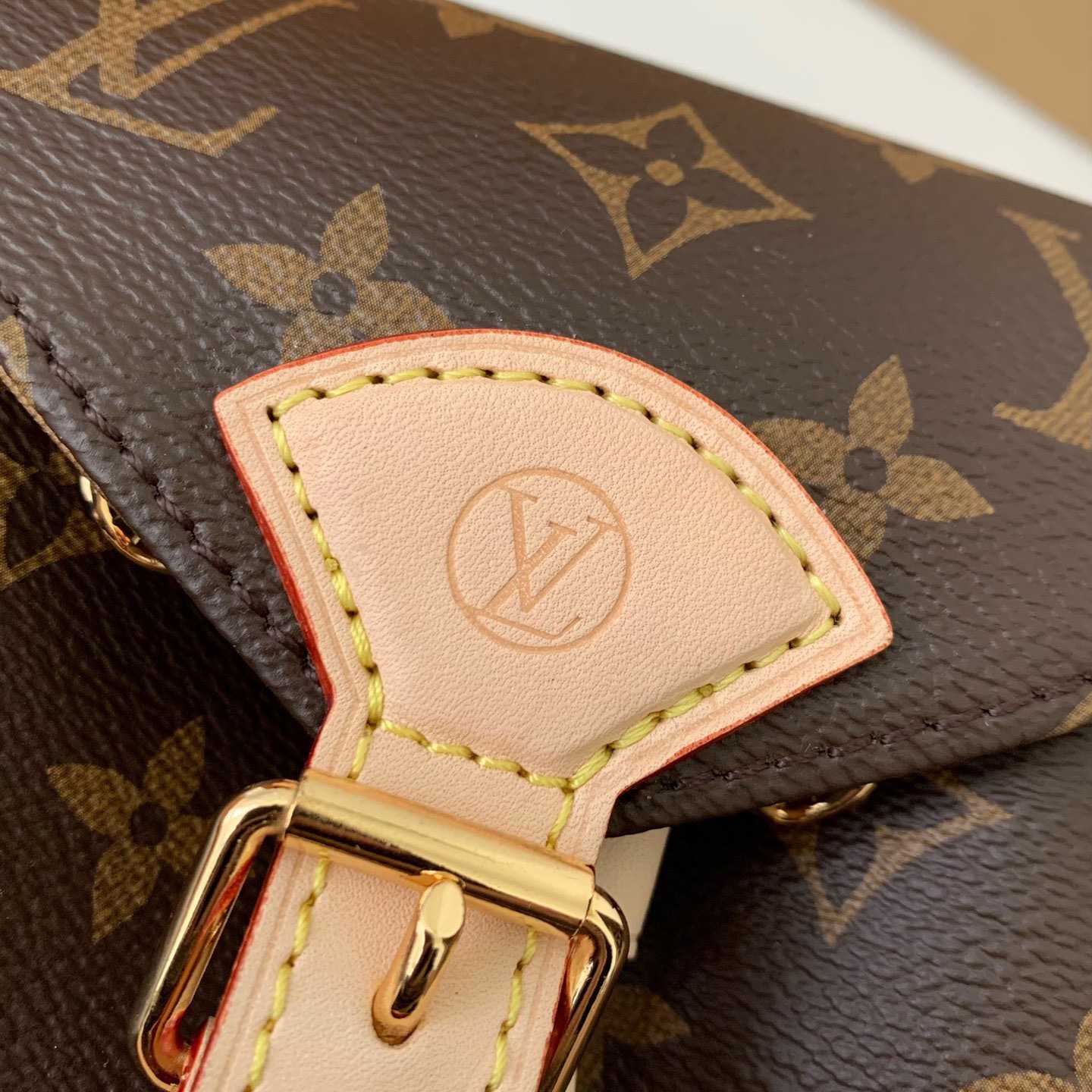 Louis Vuitton Montsouris Mini   M11199 - EUR FASHION