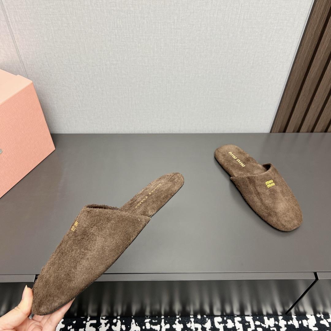 Miu Miu Suede Slippers - EUR FASHION