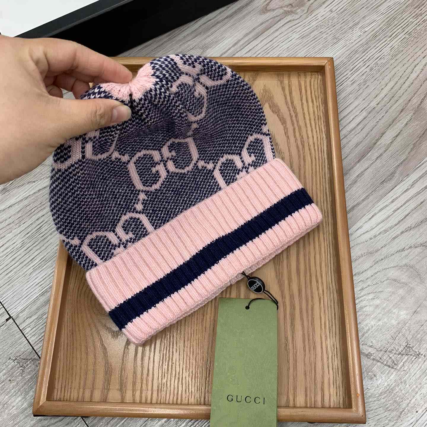 Gucci Beanie  - EUR FASHION