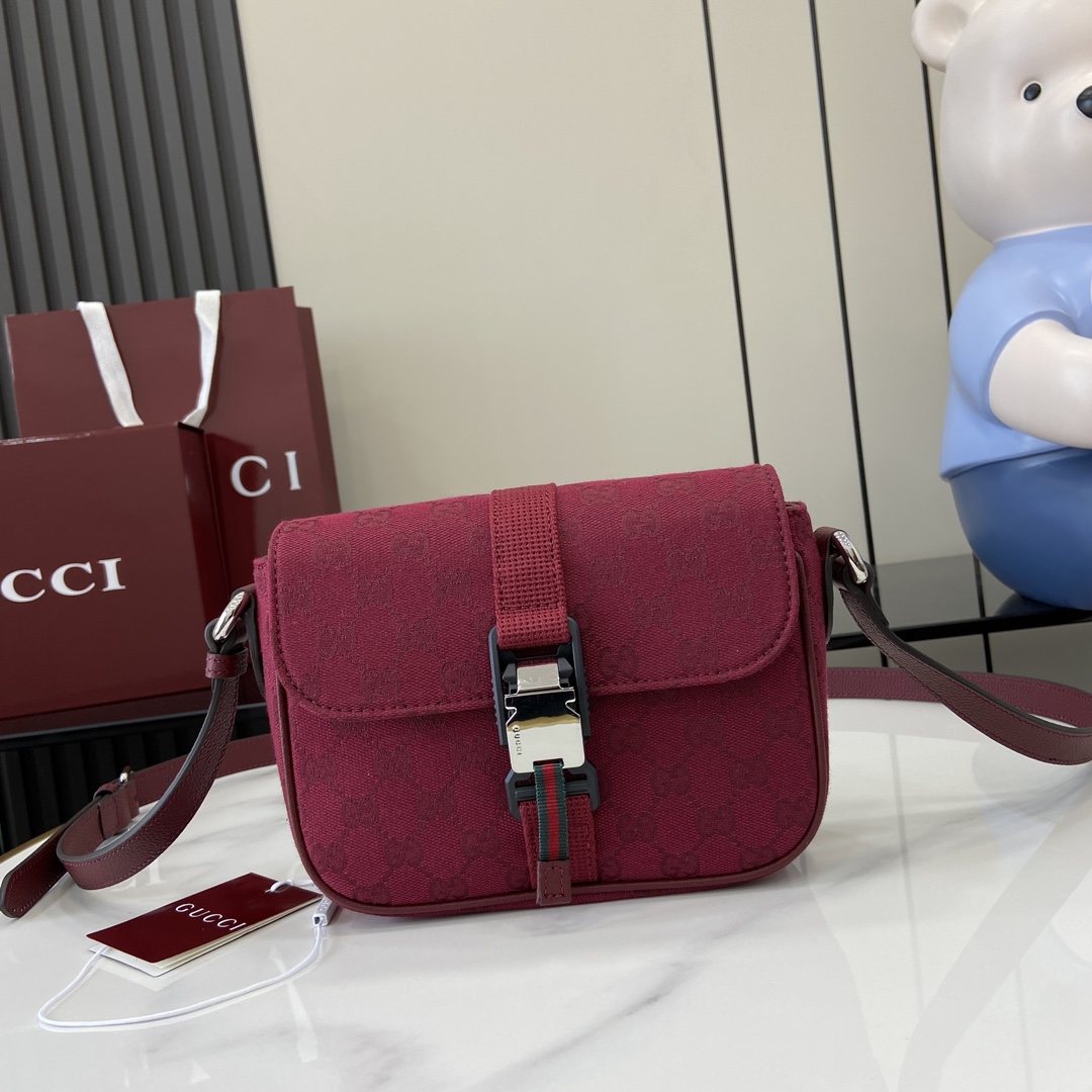 Gucci Mini GG Crossbody Bag - EUR FASHION