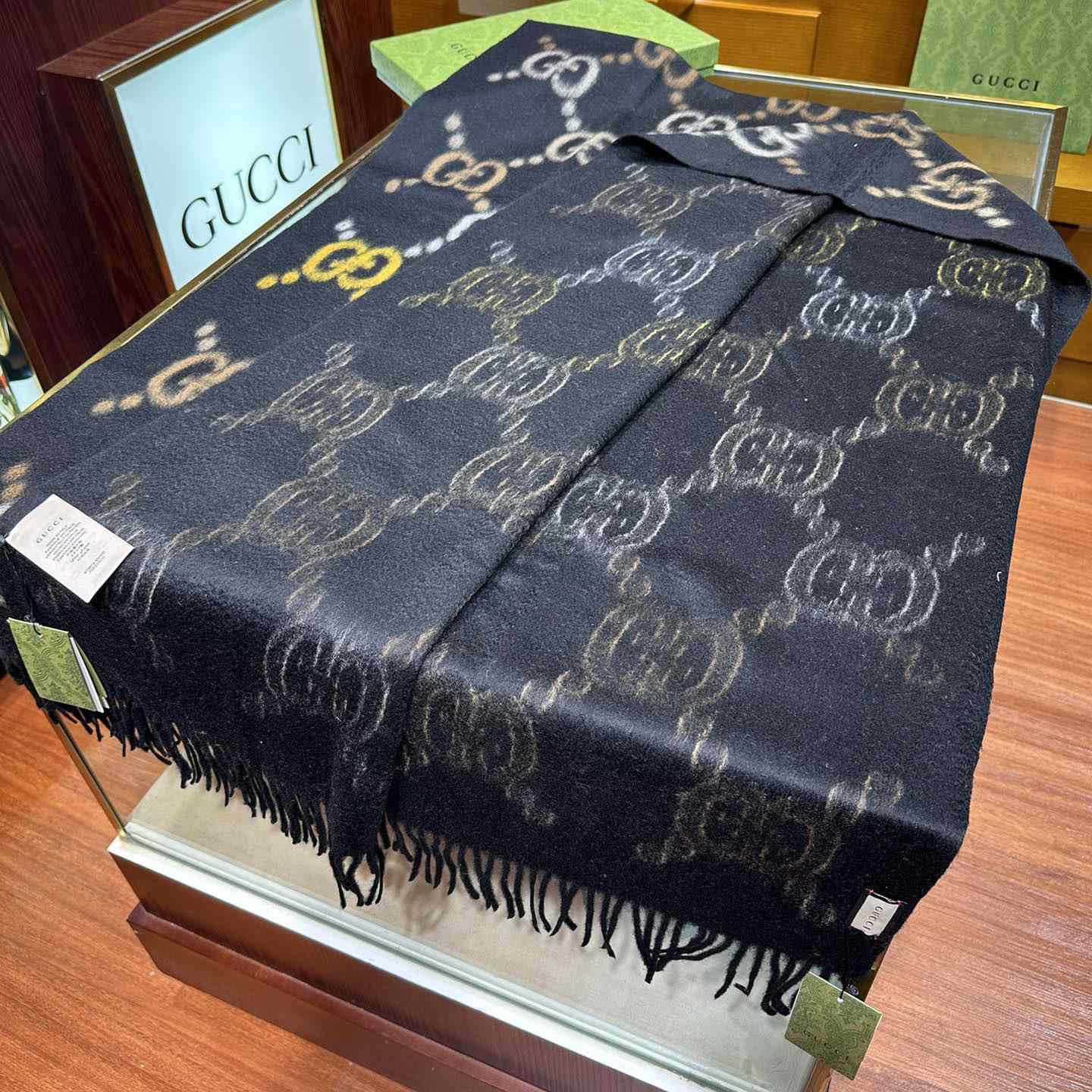 Gucci GG Jacquard Wool Silk Scarf - EUR FASHION