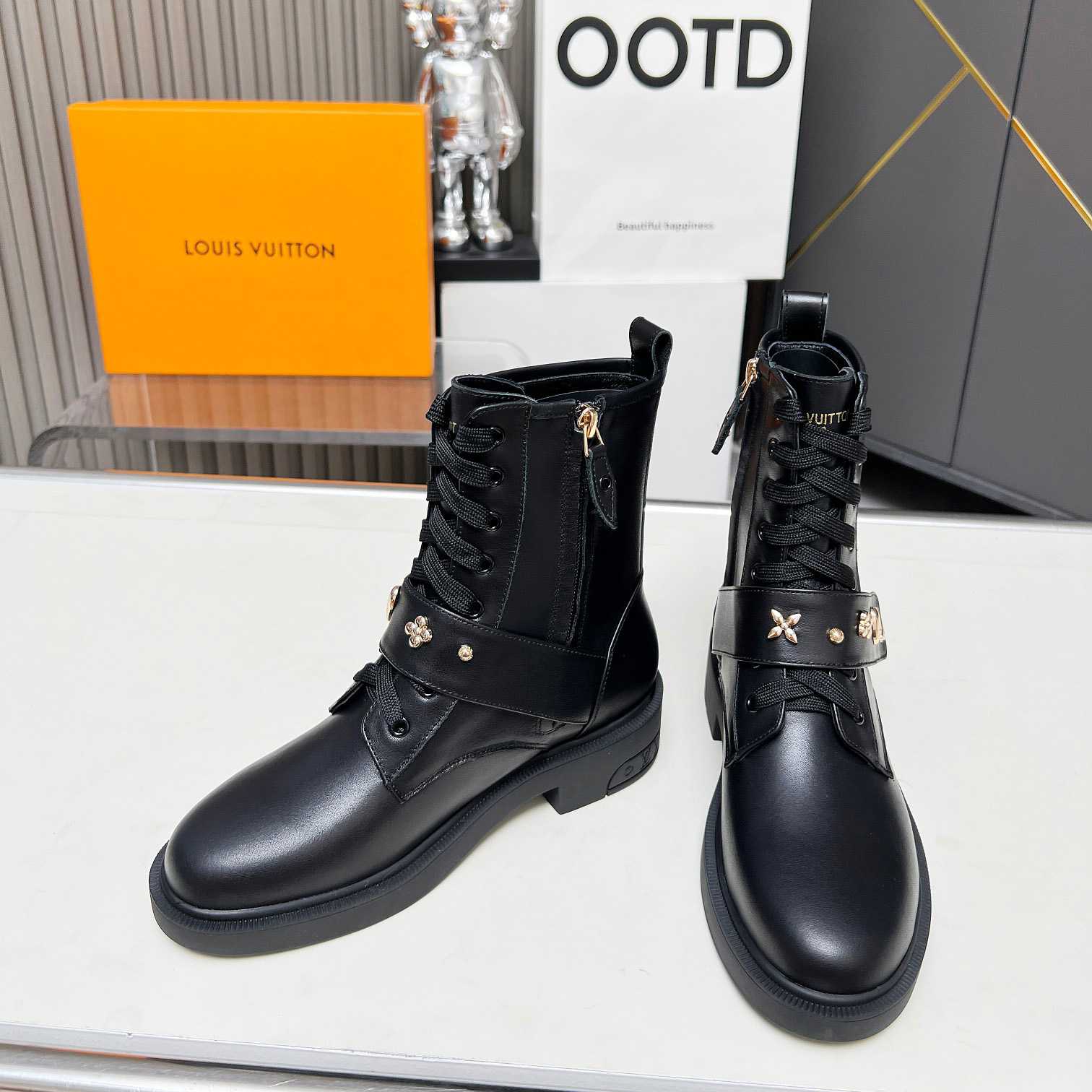 Louis Vuitton Citizen Flat Ranger Boot   - EUR FASHION